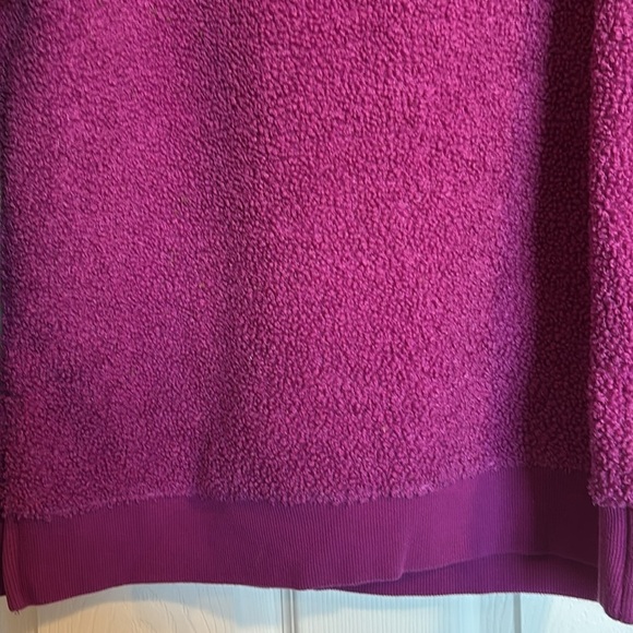 Loft women’s purple crew neck fuzzy oversized sweater size small - Picture 4 of 8